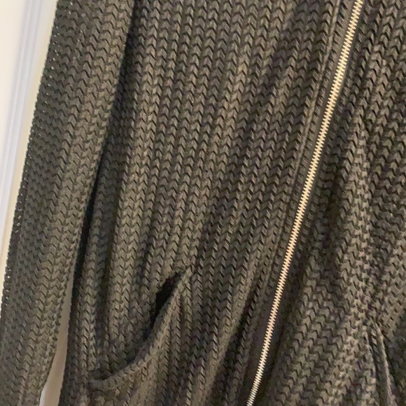 ZARA BLACK MESH ZIPUP - Picture 2 of 3